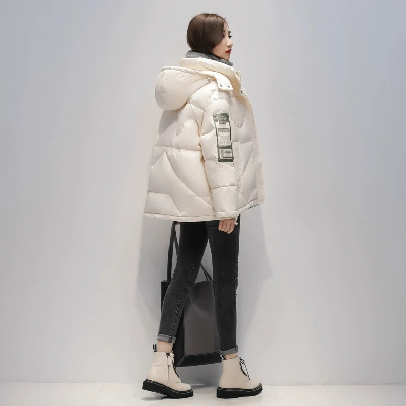 Krótka kurtka puchowa damska zimowa 2025 nowa moda luźna z kapturem lekka płaszcz z białego puchu kaczygo wiatroodporna ciepła parka