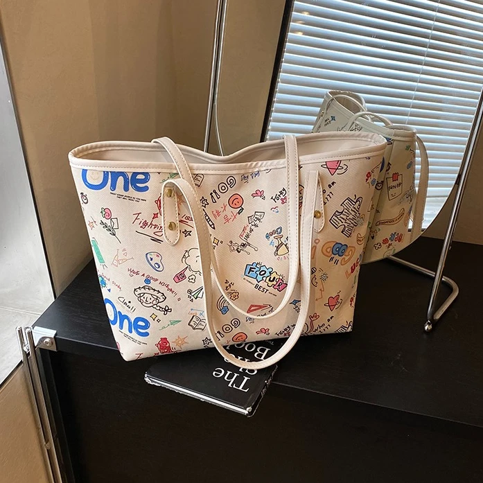 

Elegant Tote Bag, Women's Handbag with Versatile Functions, Light Luxury Brand and Fashionable Design