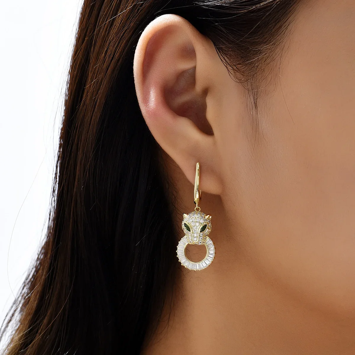 

YCP new original design exquisite light luxury micro inset zircon fashion animal cheetah earrings stud earrings for women