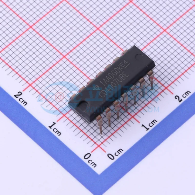 

1 PCS/LOTE CD4007UBE DIP-14 100% New and Original
