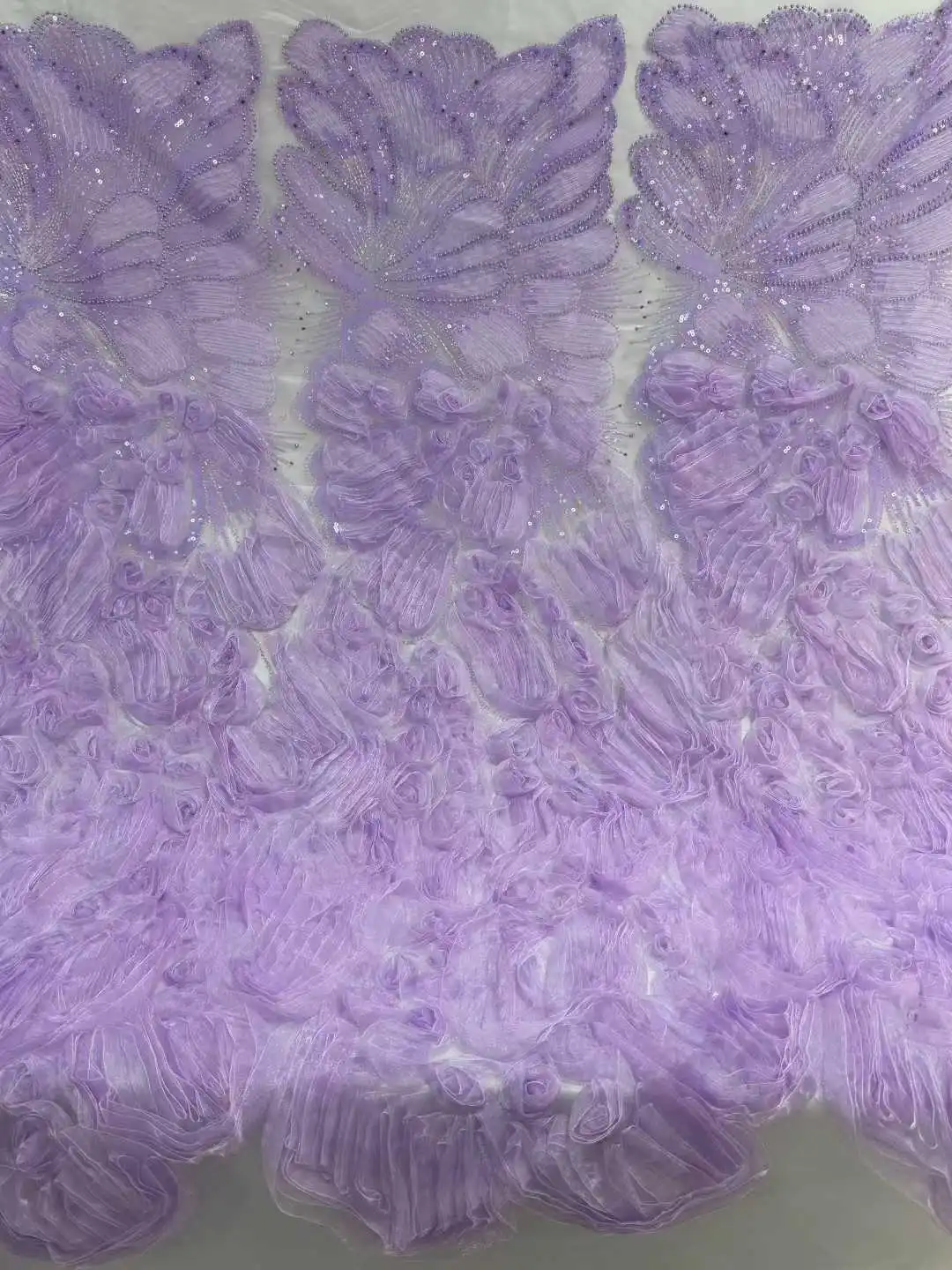 

Latest Design Nigerian 3D Mesh Beaded Lace Fabric 2026 Fashion African Sequin Lace Fabric Suitable for Wedding Dresses 2025