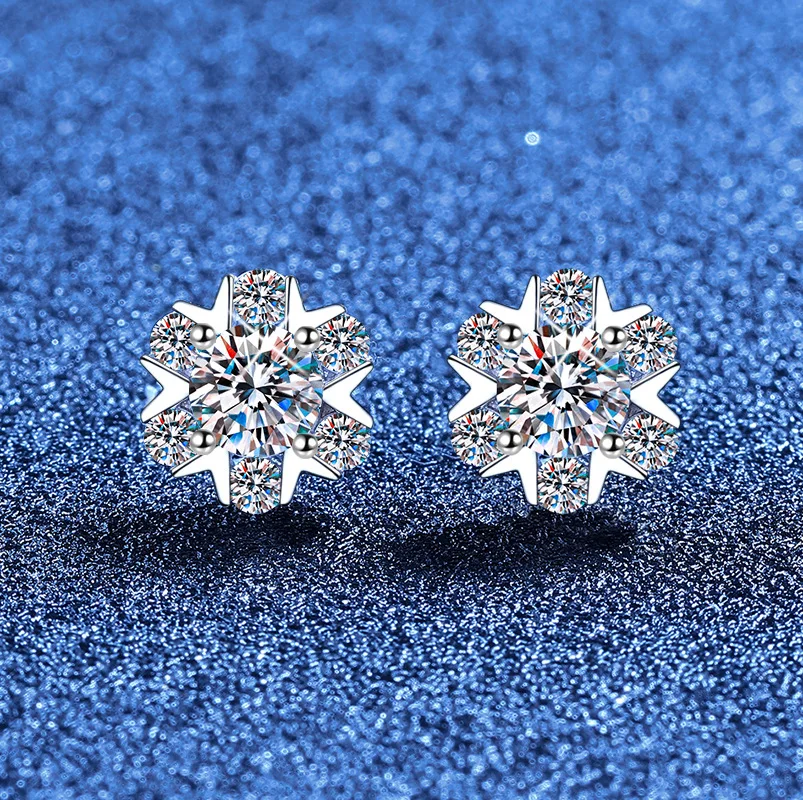 

Hot Selling Platinum PT950 18K Gold Moissanite Earrings with Snowflake High-end Feel, Light Luxury and Versatile Earrings