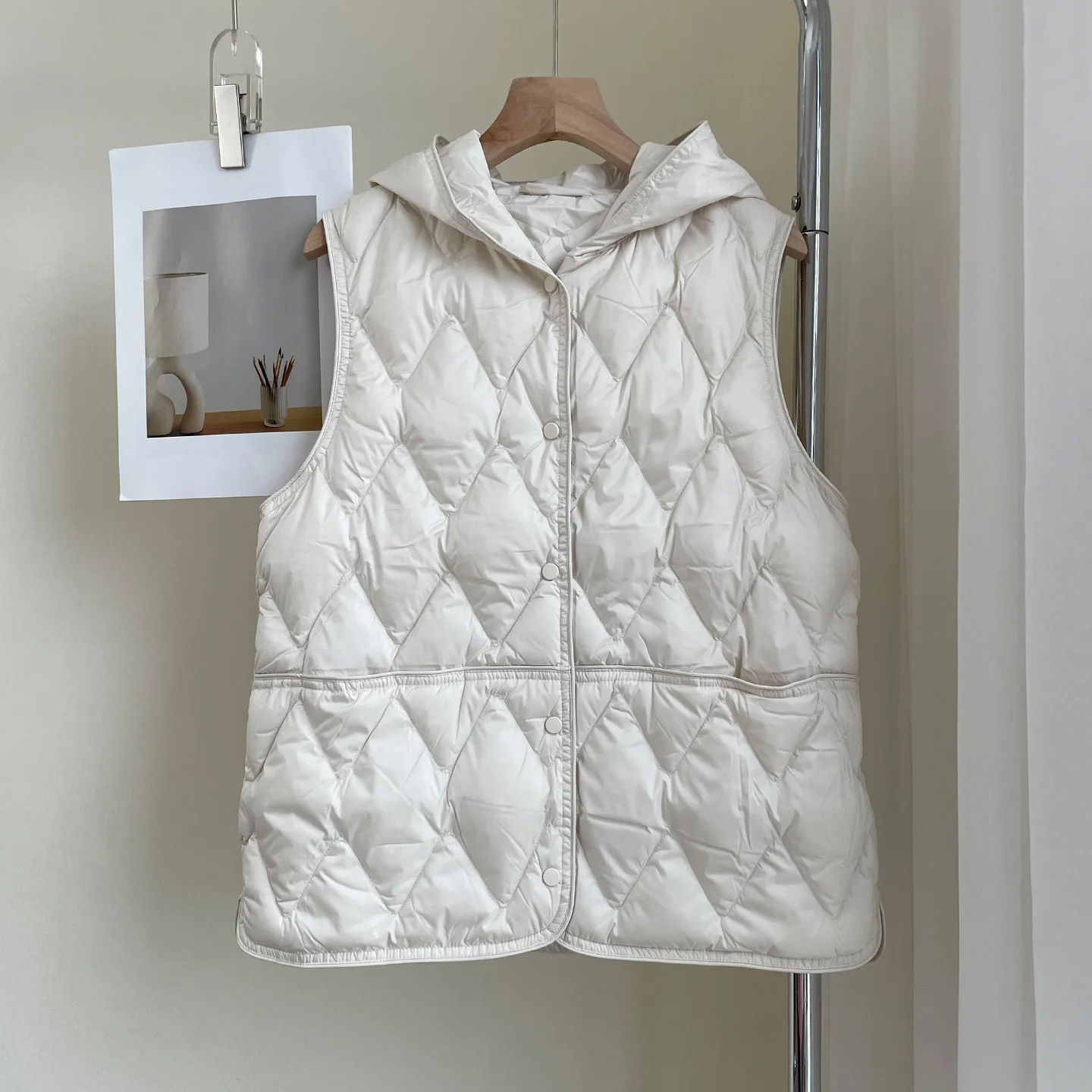 

Осенне-зимний модный женский пуховый жилет с капюшоном, короткий легкий жилет