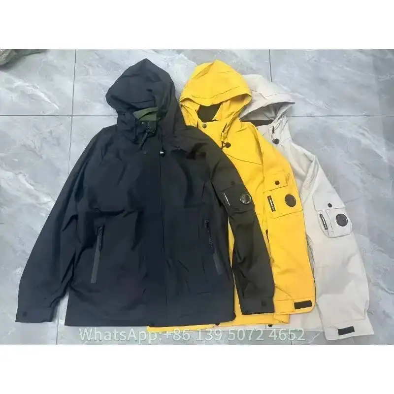 Nouvelle veste d'assaut trois-en-un pour homme 2026 Y2K, vêtement de travail fonctionnel à capuche coupe-vent 2025, veste à lentilles sur les bras