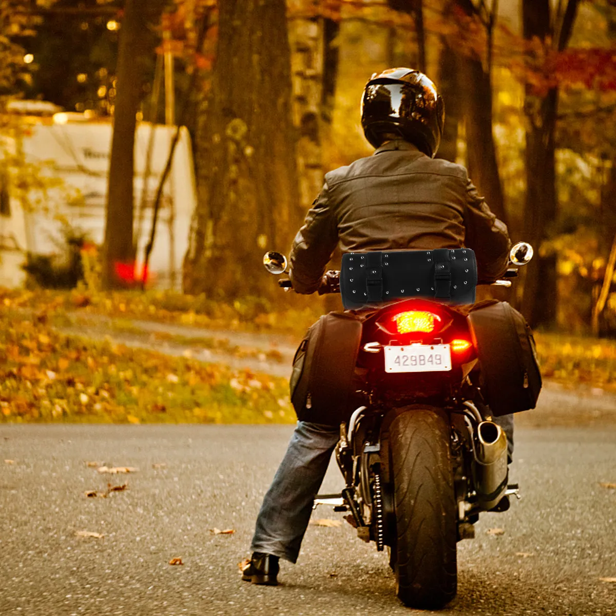 

Universal Round Barrel Shaped Motorcycle Saddlebag PU Tool Bag for Easy Access Maximum Storage Flexible Fit All Bikes