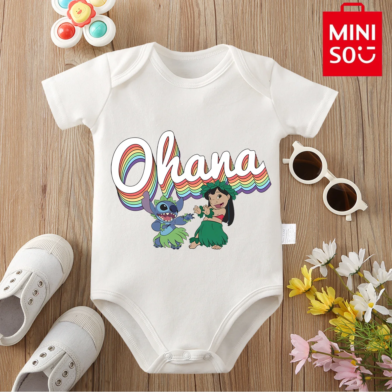 

MINISO & Disney Jointly подпись, 100% хлопок, детская одежда, детский комбинезон, боди Stitch Love D, милый принт для новорожденных от 0 до 12 месяцев