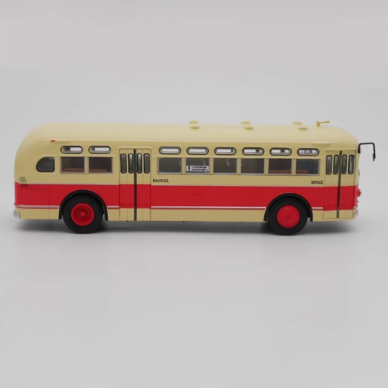 Diecast 1:43 Scale Ixo ZIS 154 1946 Bus Alloy Vehicle Model Finished Simulation Collection Decoration Gift Toys Display