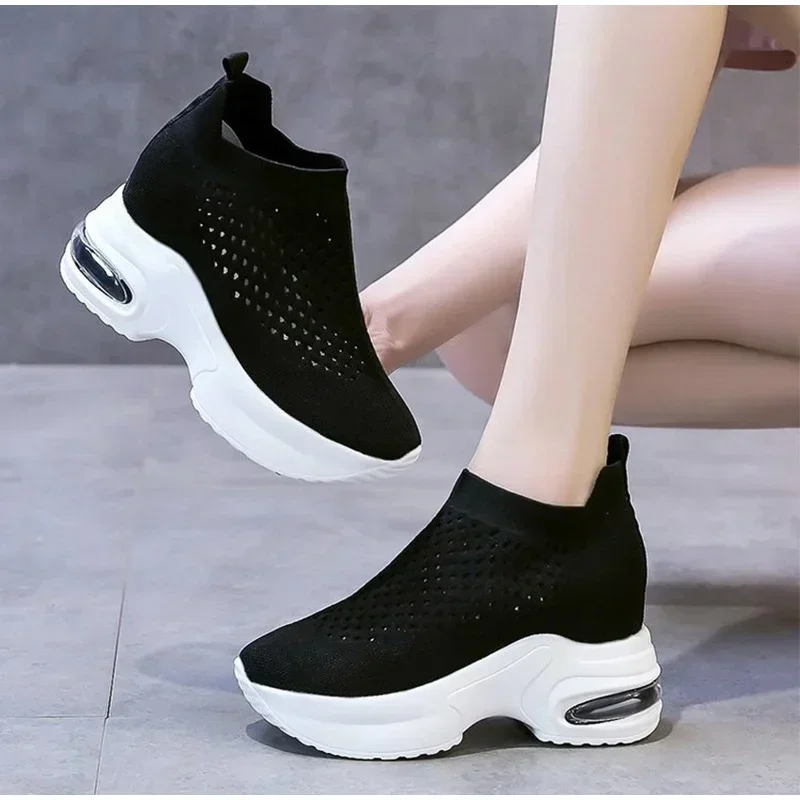 Women\'s Sports  Breathable  Thick Bottom Walking  Comfortable Spring Air Cushion Summer Casual Shoes