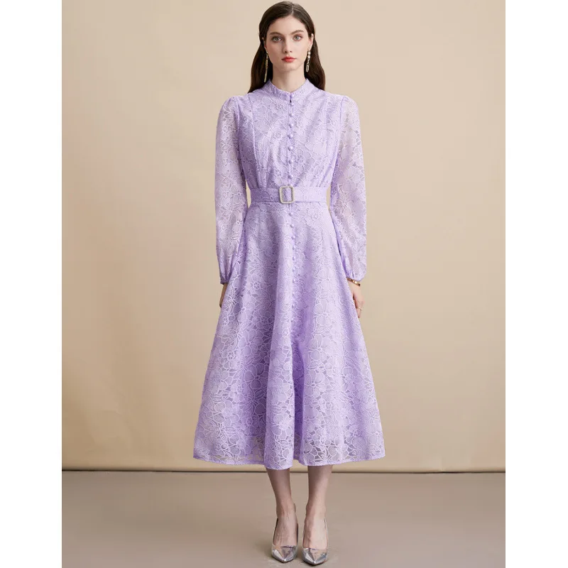 

Элегантное платье с тяжелой вышивкой, кружевным воротником-стойкой, одной пуговицей, приталенное, с пышной юбкой, во французском стиле, с высокой талией и длинными рукавами