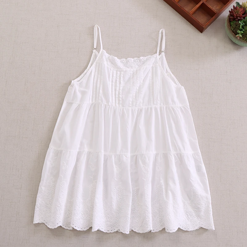 Summer Japanese Sweet Mori Girl Embroidery Hollow Out Camis Tops Women Sleeveless Loose Cotton Lined Camisole Tank Tops