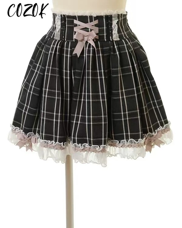 Zweiteiliges Set im japanischen Massenproduktion im Lolita-Stil, Dienstmädchenkleid, Puppenkragen, lange Ärmel, schmale Kuchen-Spitzenkleider und Shorts-Anzug