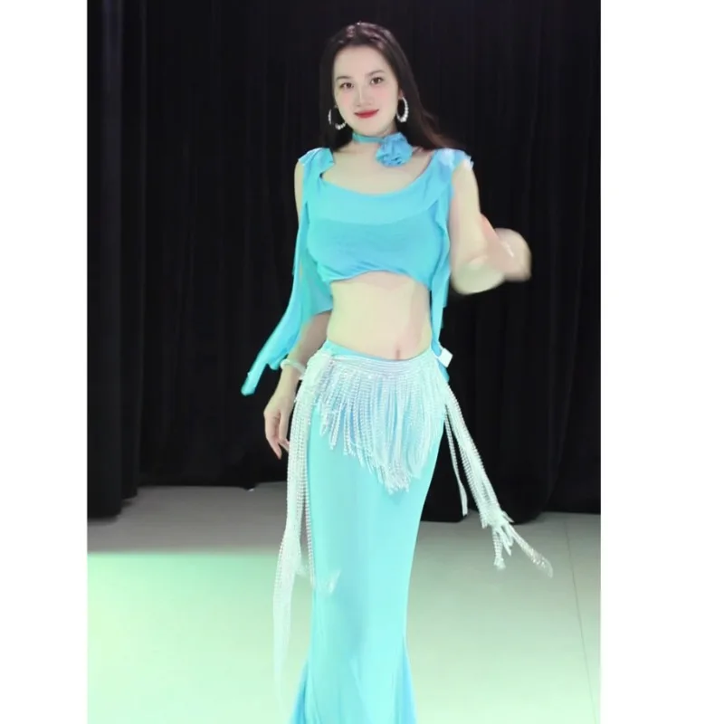 Trajes de dança do ventre personalizados, novo conjunto de vestido de performance, vestido sexy de prática de temperamento, saia de malha rosa, roupa de dança para iniciantes