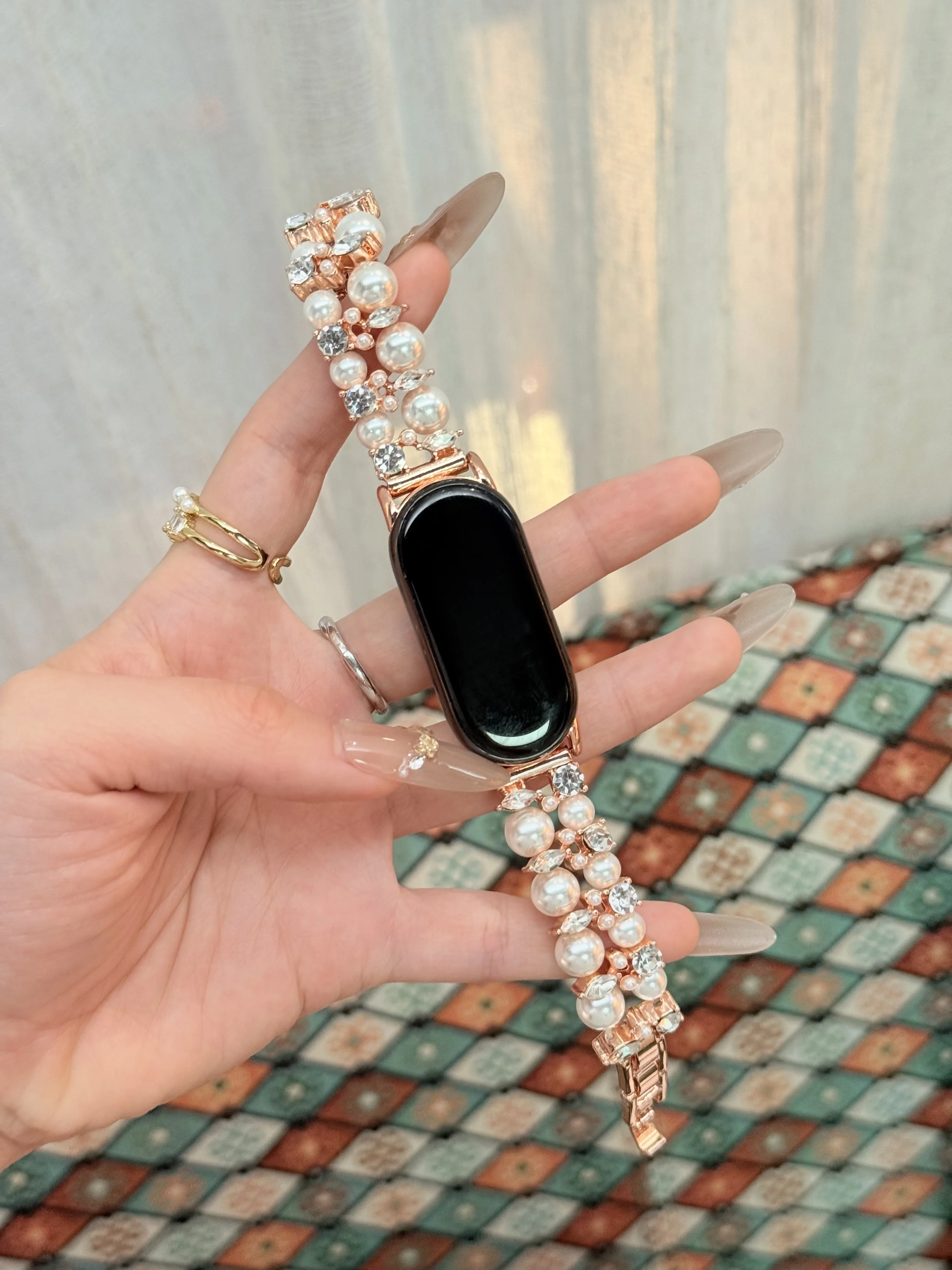 

Pearl studded diamond bracelet strap suitable Xiaomi Band 8Pro/9Pro，For Mi band 3/4/5/6/7，8/8NFC/9/9NFC/10/10NFC，For Redmi Watch