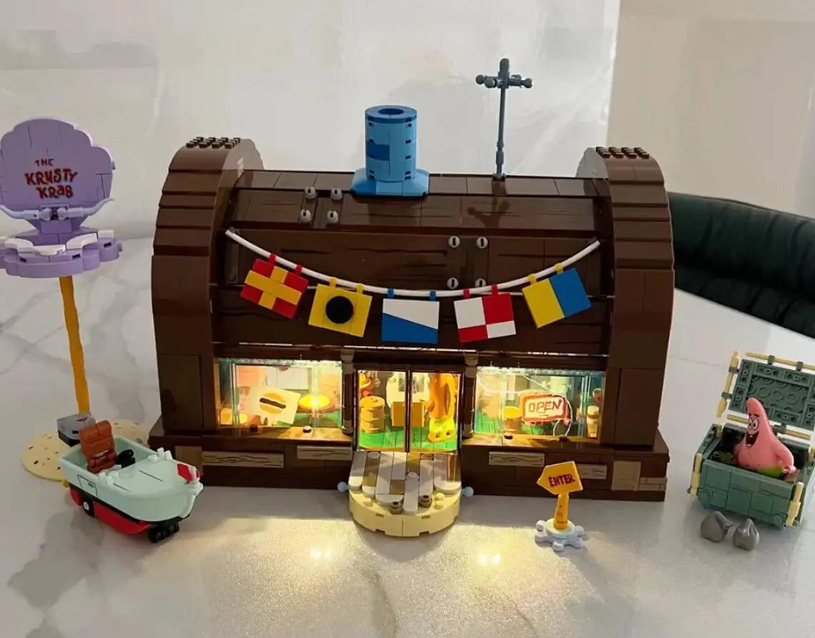 

Areax Brick Zone Губка Боб Квадратные штаны Krusty Burger Строительные блоки для взрослых Игрушка в подарок Креативная модная слепая коробка для коллекционеров игрушек