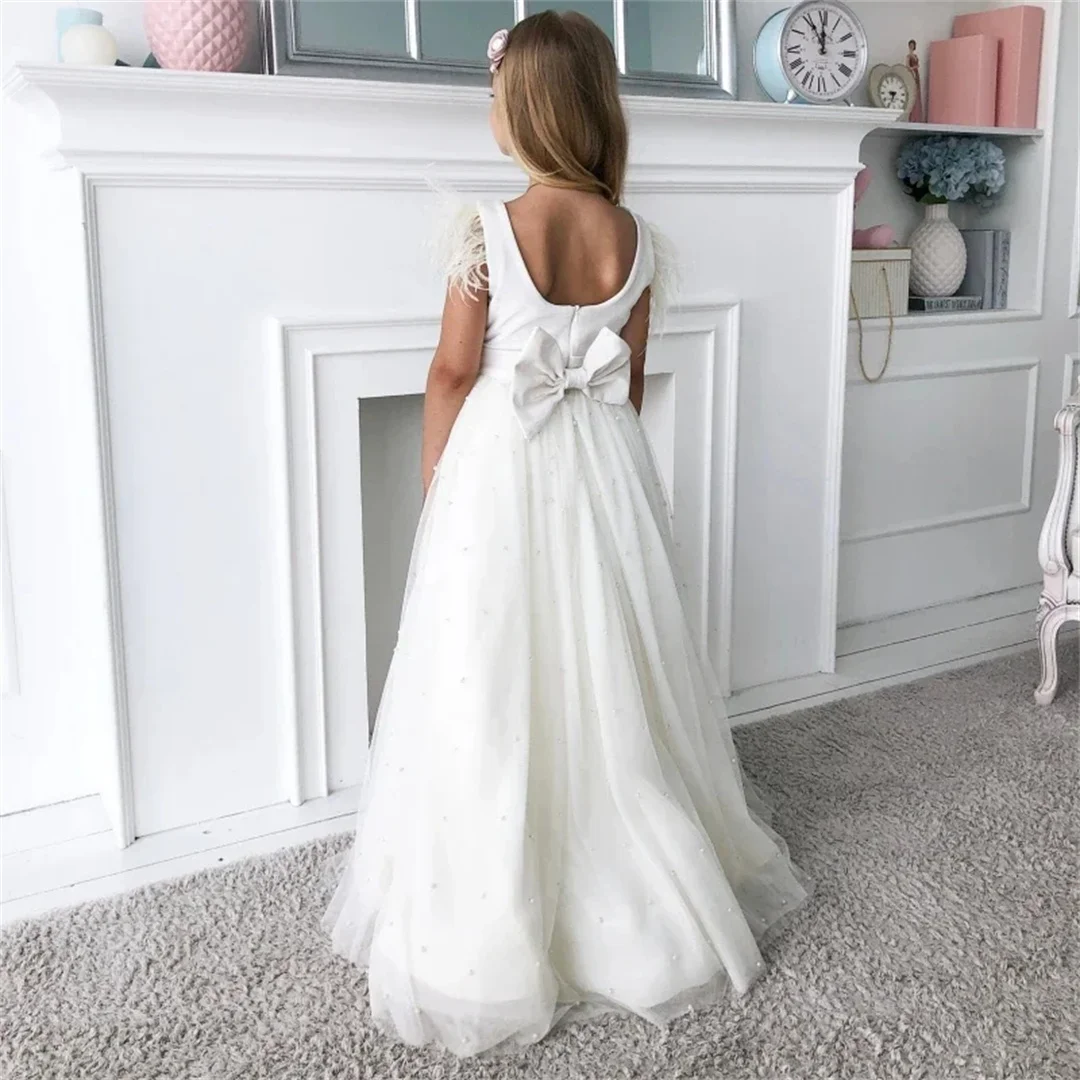 Customized Flower Girl Dresses White Pearl With Bow Feather Shoulder Sleeveless For Wedding Birthday Party Holy Communion Gown