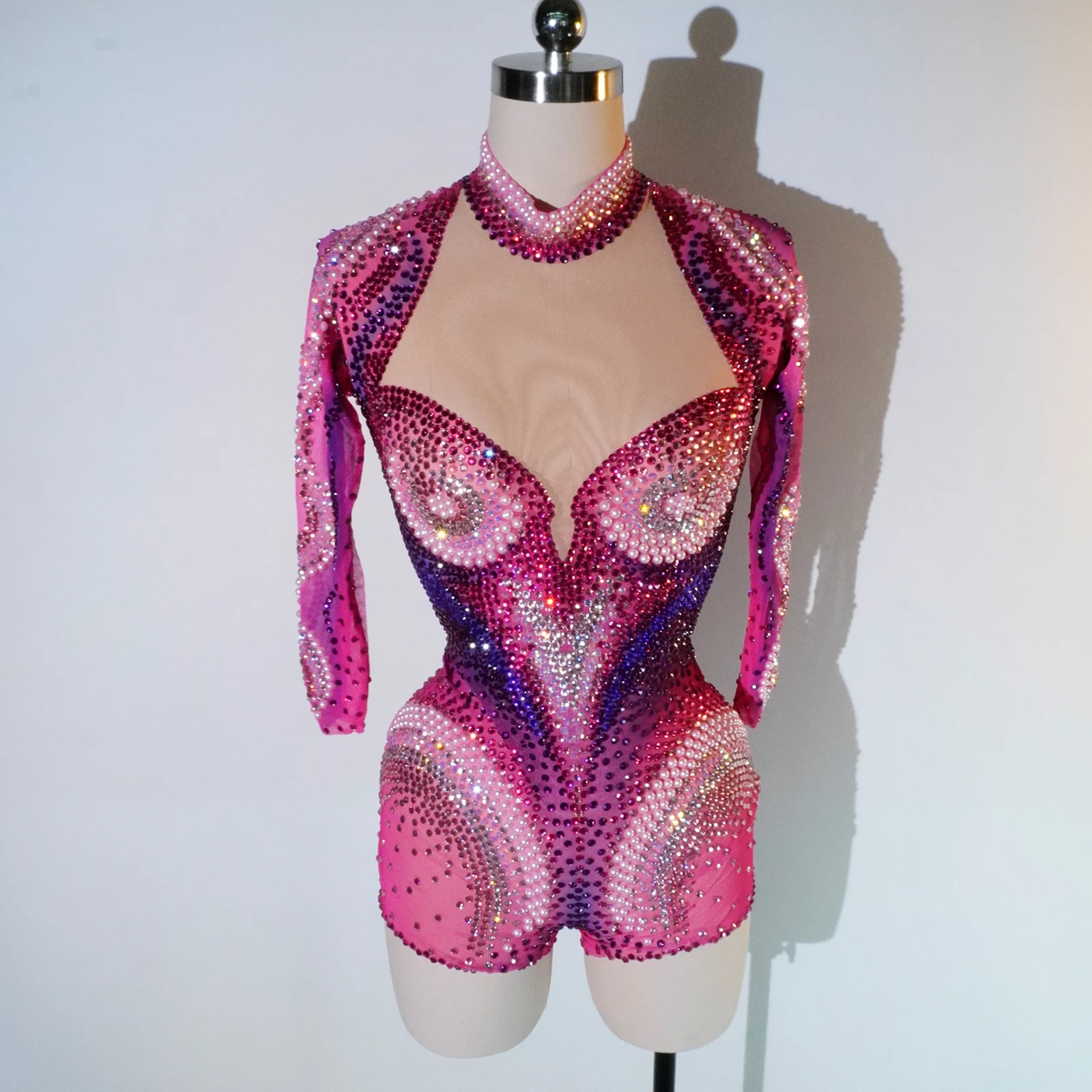 الفاخرة الوردي حجر الراين طويلة الأكمام ارتداءها راقصة المرحلة ارتداء أداء تظهر فتاة شير سحب الملكة الزي بار ملهى ليلي الإناث DS