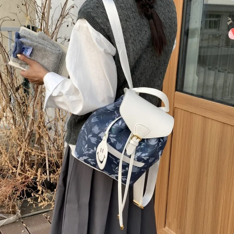 Cute Patchwork Female Bag Retro Stripes Design Campus Style Students Cross Body Bag Portable Exquisite