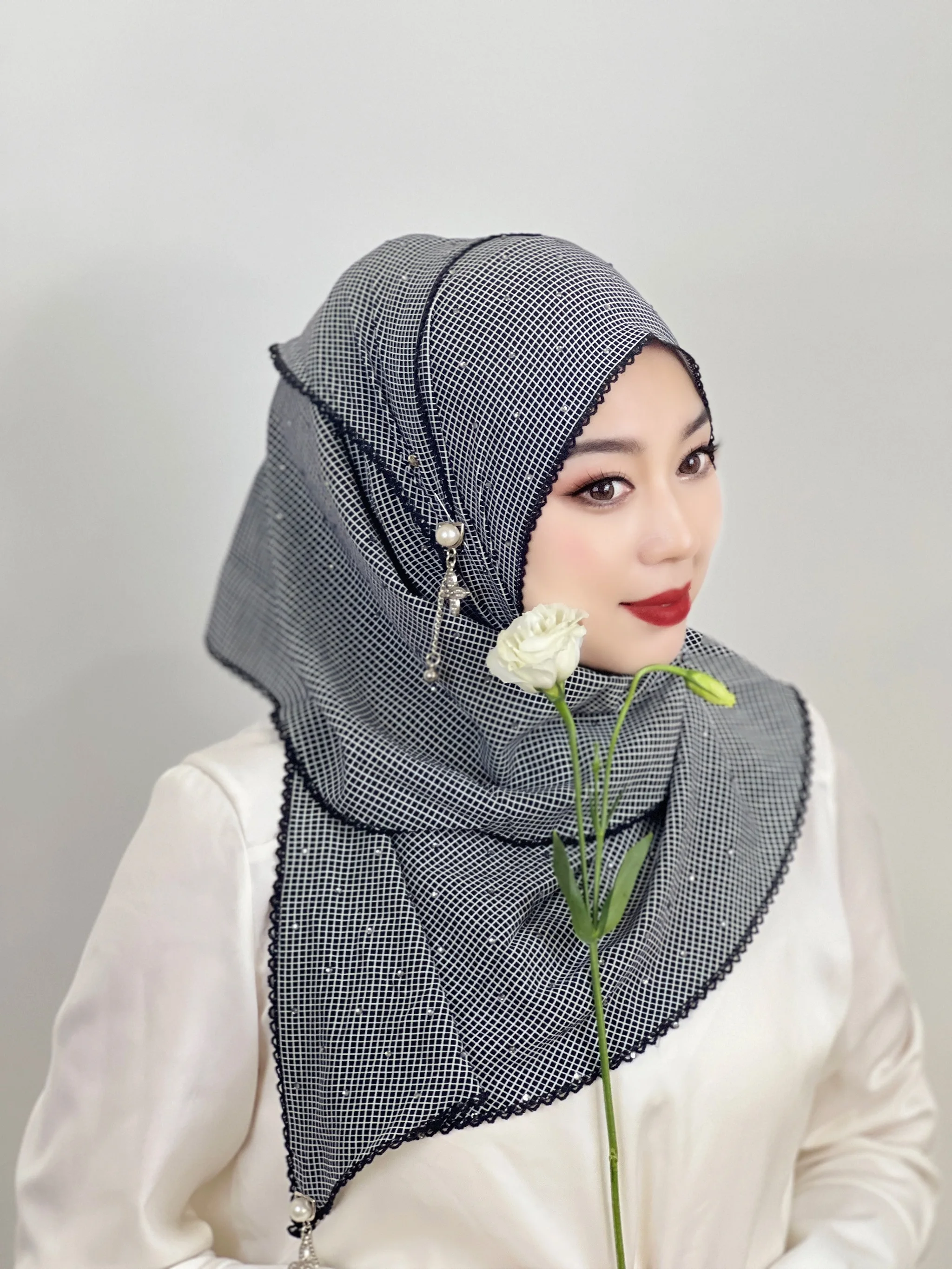 Muslim Plaid Hijab Iwith Diamonds slamic Hats Hijab Hoods Hair Loss Head Scarf Wrap Women Hijab Headband Hijab Instant Shawl