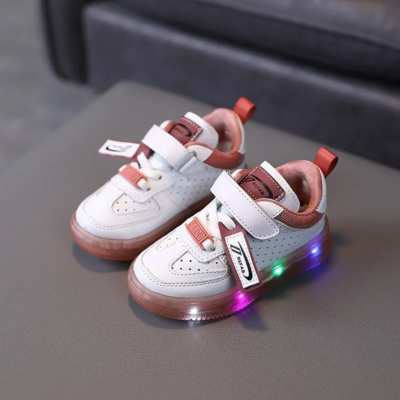 Children Lighted Sport Shoes LED Lights Glowing Sneakers for Boys Girls.cgColor