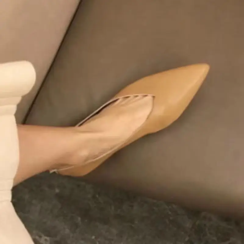 Women's Pointed Toe Genuine Leather Flat Shoes - Large Size
