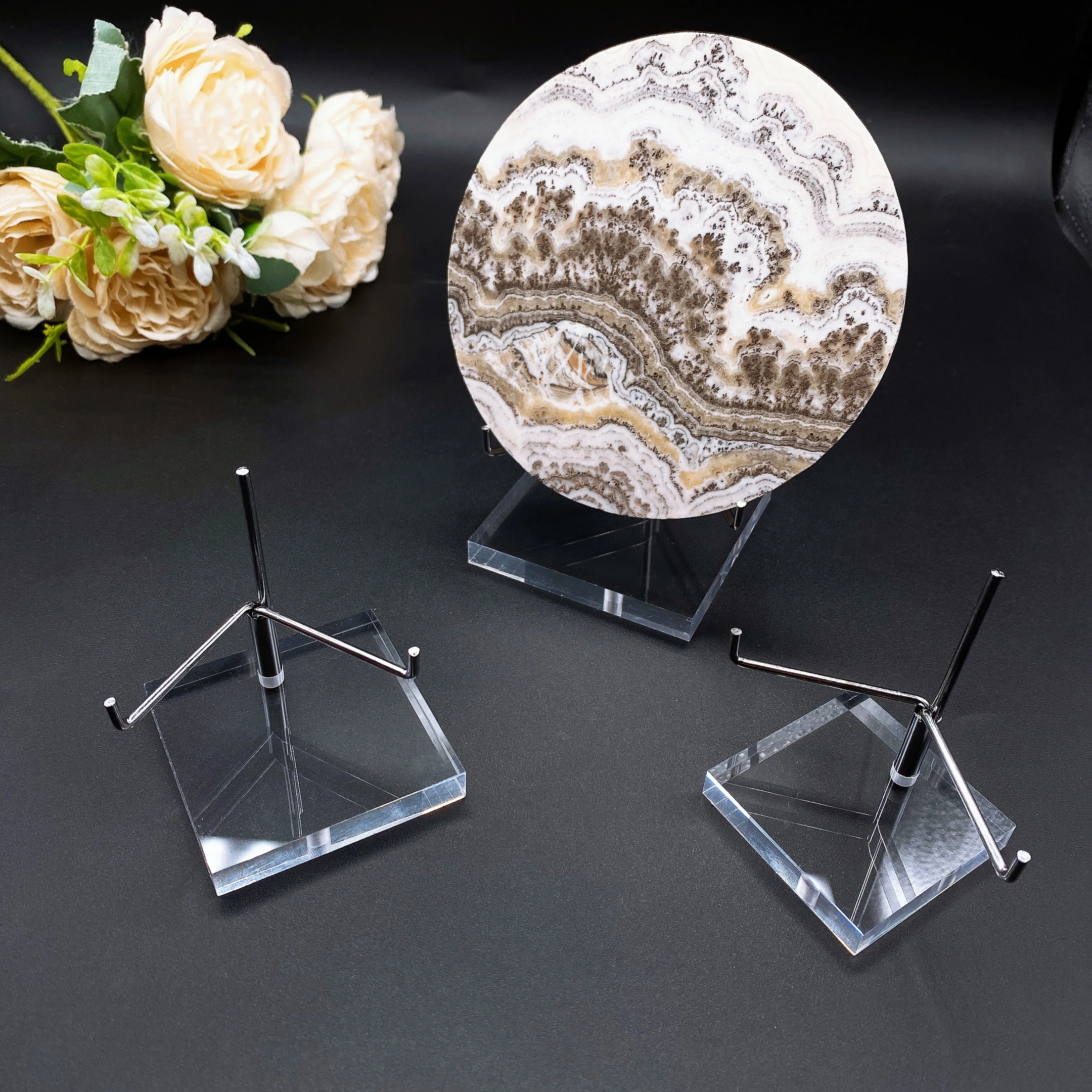 Adjustable Metal Display Stand with Clear Acrylic Base Crystal Rock Mineral Collectibles Holder Shelf for Shop Museum