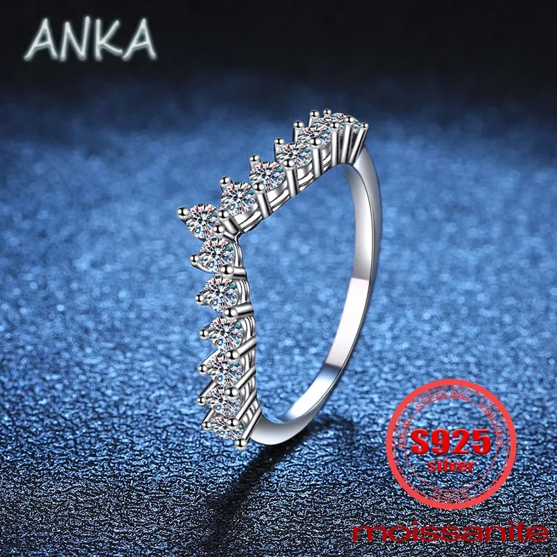 

ANKA NEW S925 sterling silver ring full diamond D color 0.78ct moissanite ring crafted v shape row ring