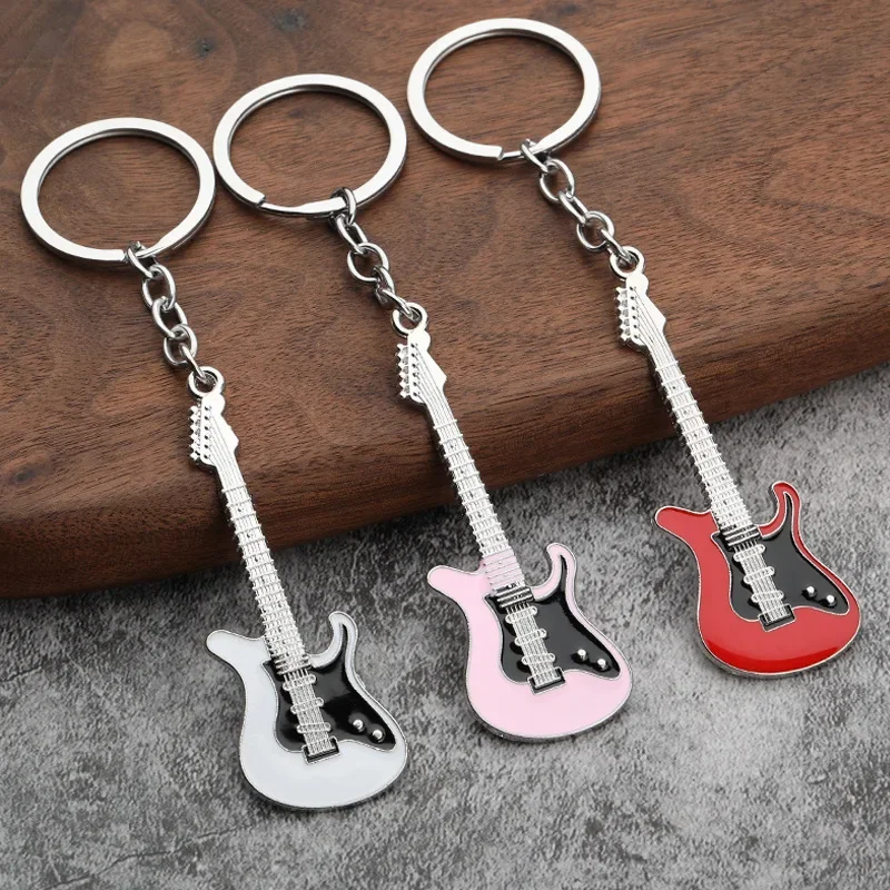 Punk Style Microphone Guitar Shape Keychain Women Men Music Lover Accessory Unusual Metal Key Ring Car Keyring Rock Cool Jewelry