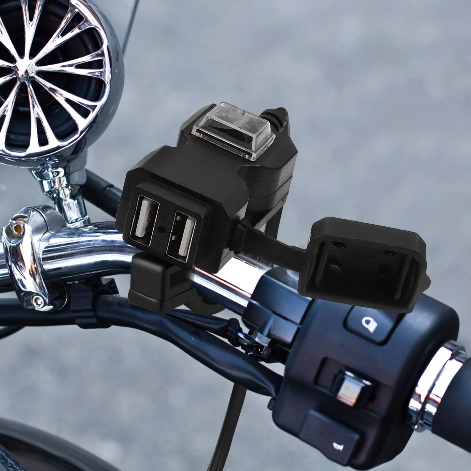 

Motorcycle Phone Dual Ports USB Panel Mount Fast Charging Port Phone Navigator for Motorbike 12V USB Outlet