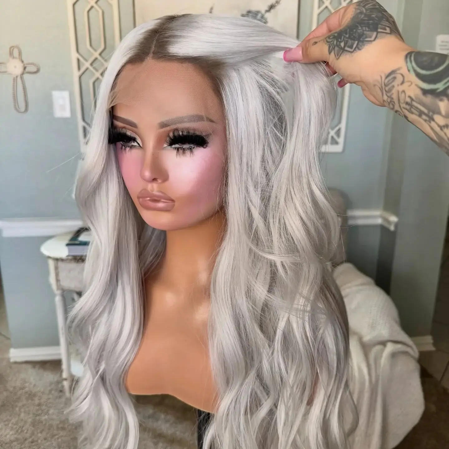 

Длинный серебристо-серый синтетический парик омбре с кружевной передней частью, с центральным пробором, волнистый, 13*4, высококачественный, для женщин, для костюма рокера