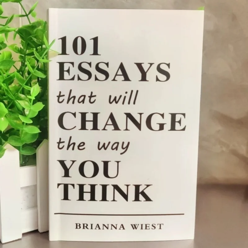 

2025 #1 Mindset Book - 101 Essays That Change Thinking, Brianna Wiest Xmas Gift