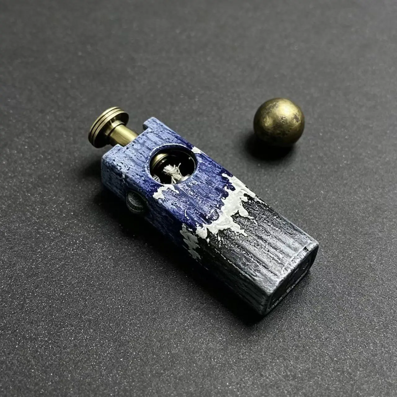 Hand-Painted Oil Painting Texture Coal oil Lighter, Klein Blue Unique Design Vintage Lighter Refillable Cool Gadget Gift for Men