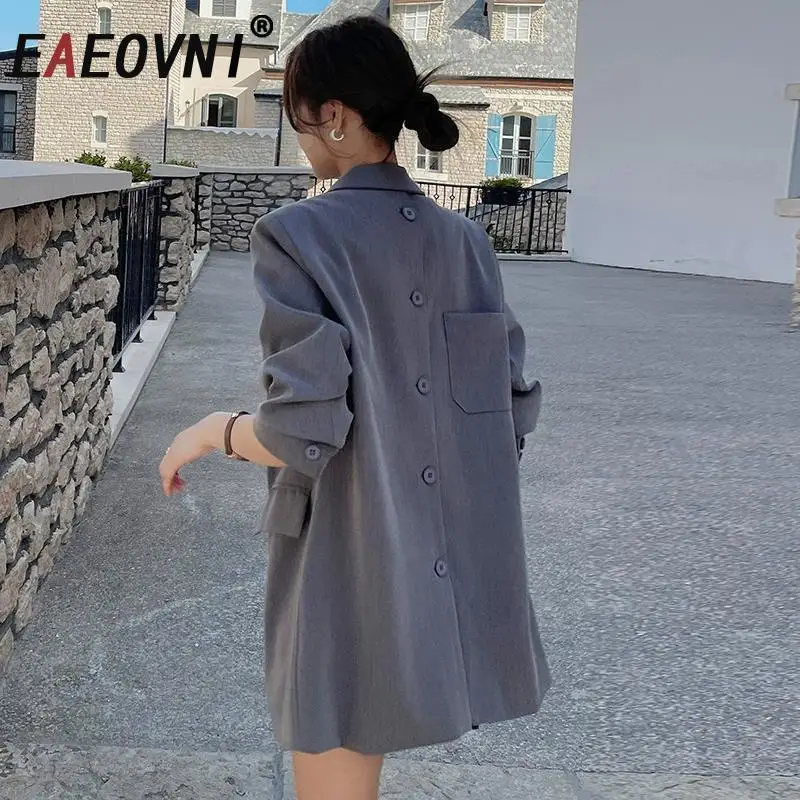 

EAEOVNI Back Button Design Blazer Coat Women Solid Color Fashion Pockets Long Sleeve Office Lady Jacket 2025 Autumn New Clothing