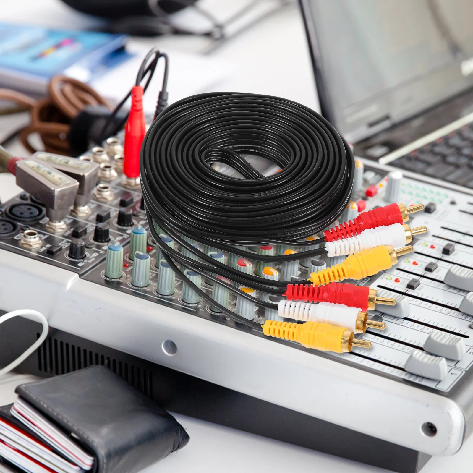 6 Head Audio Connec… - image