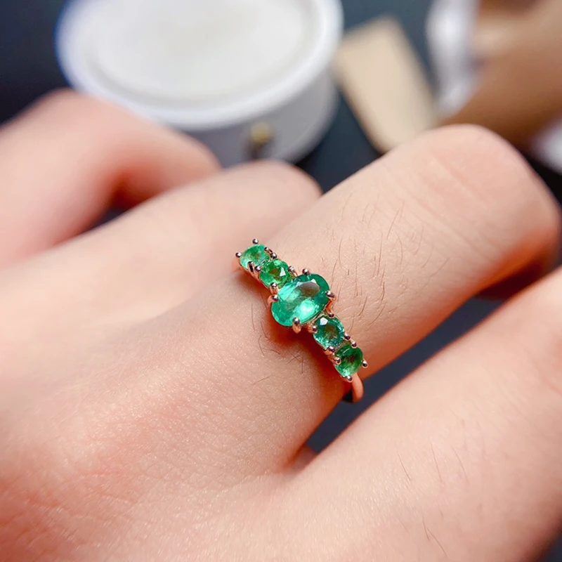 Natural emerald ring ，Colombian emerald， color good， 925 Sterling Silver，rings for women，special gift