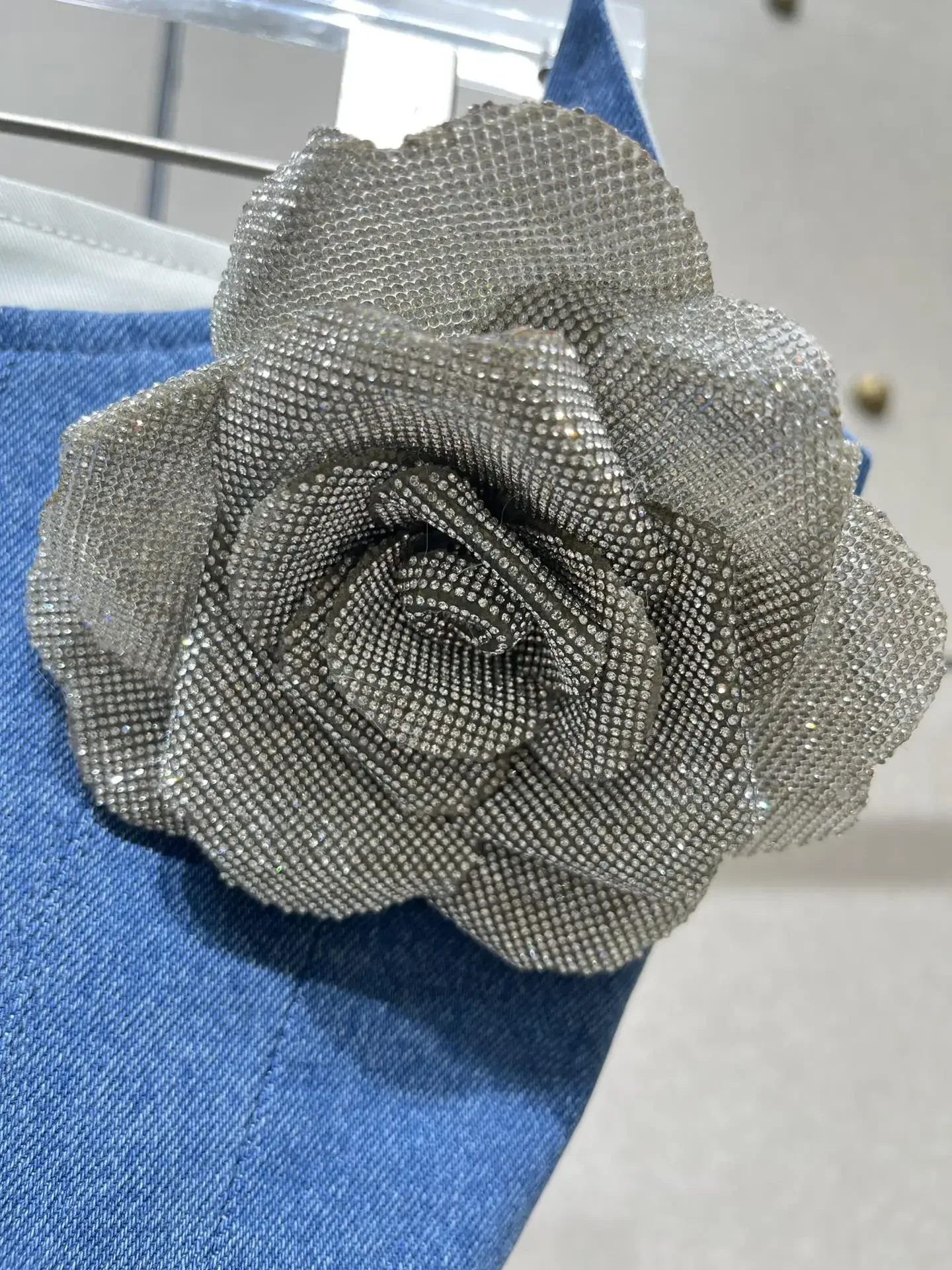 Imagem -05 - Blusa Feminina de Diamantes sem Mangas com Zíper Tops sem Alças Decoração de Flores Azul Alta Qualidade Novo 2023