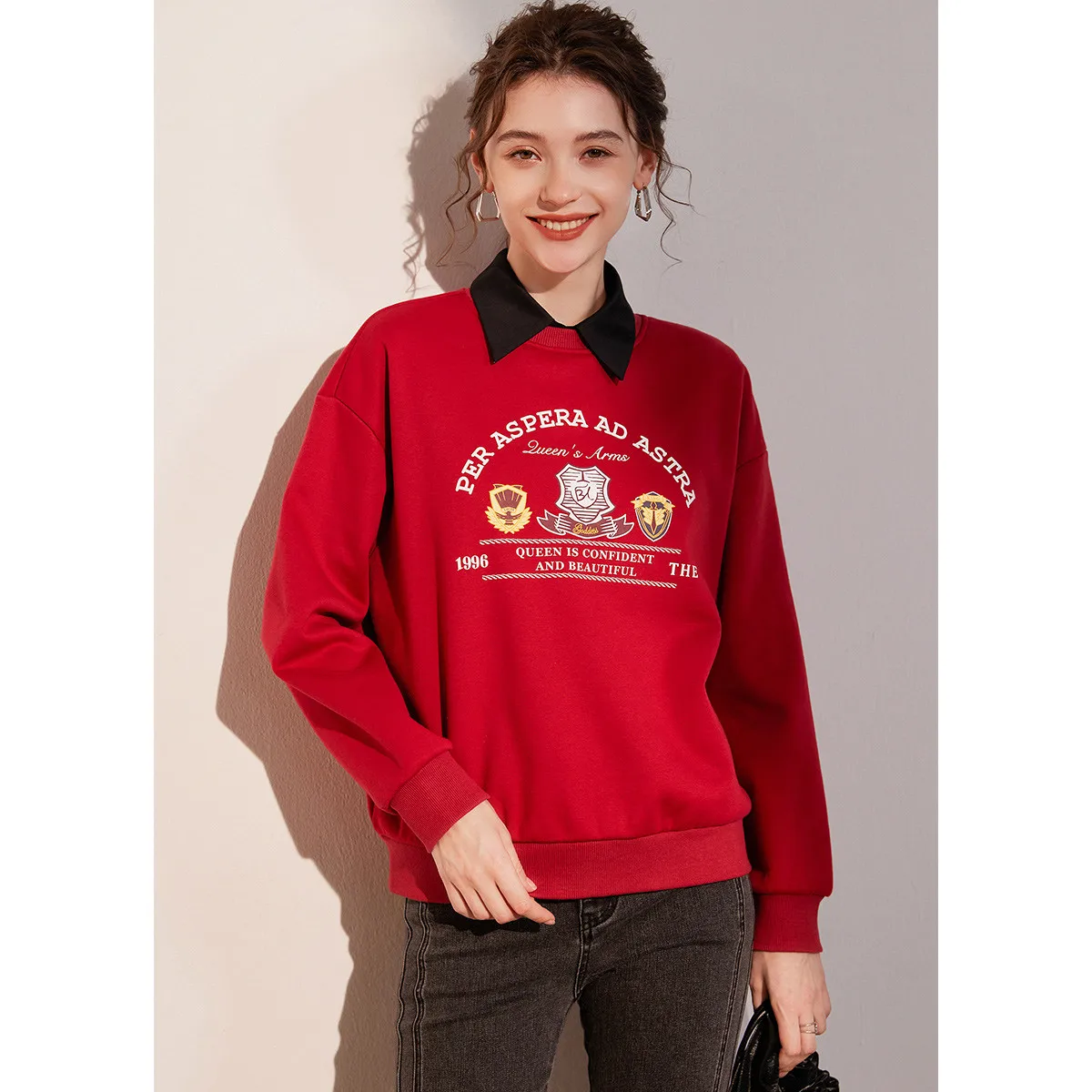 LOUIS YAO 2025 Winter Thick Velvet and Contrasting Color Design Micro Elastic Round Neck Letter Printed Women's Hoodie