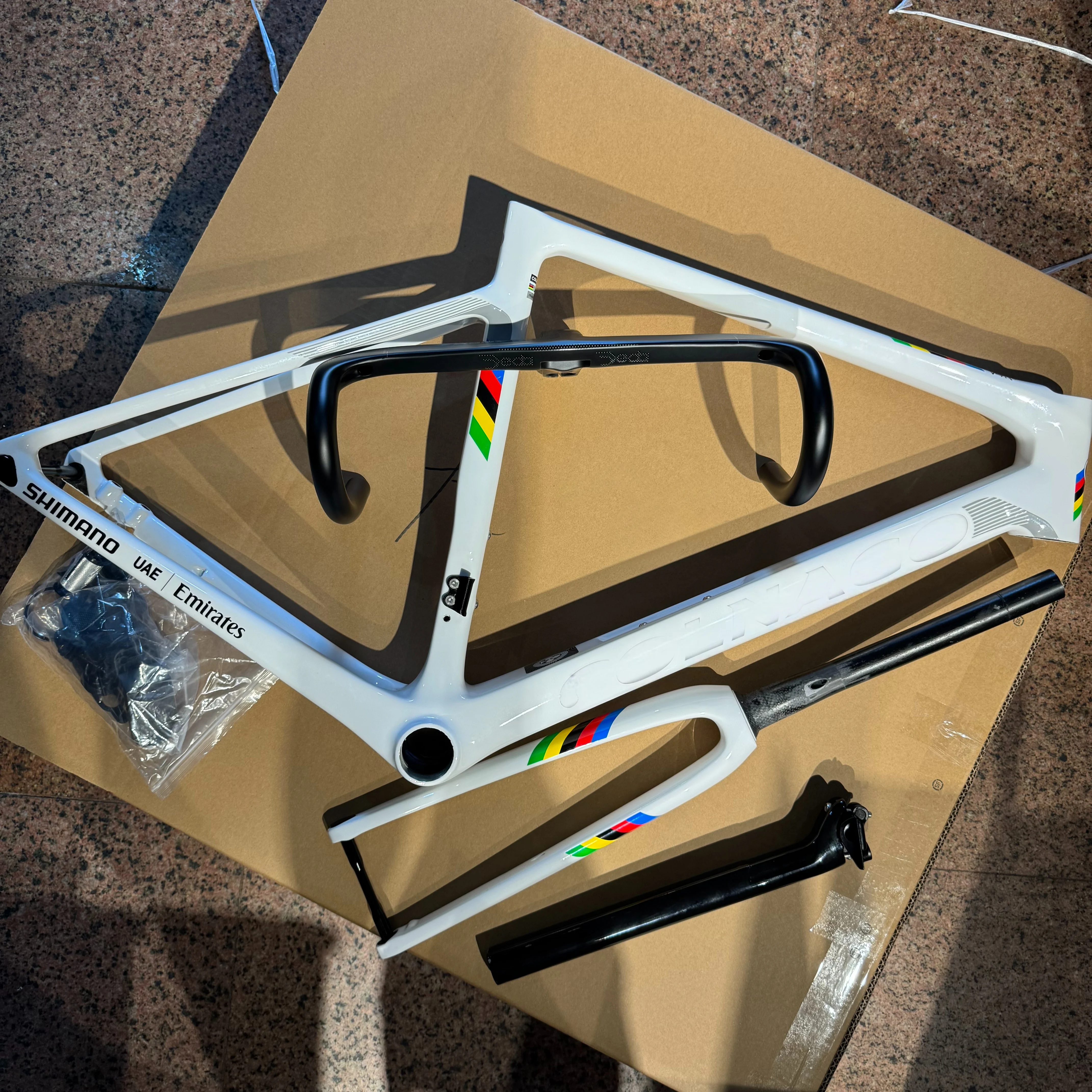 

Carbon Fiber Road Bike V4Rs Frame Custom Official Website Paint