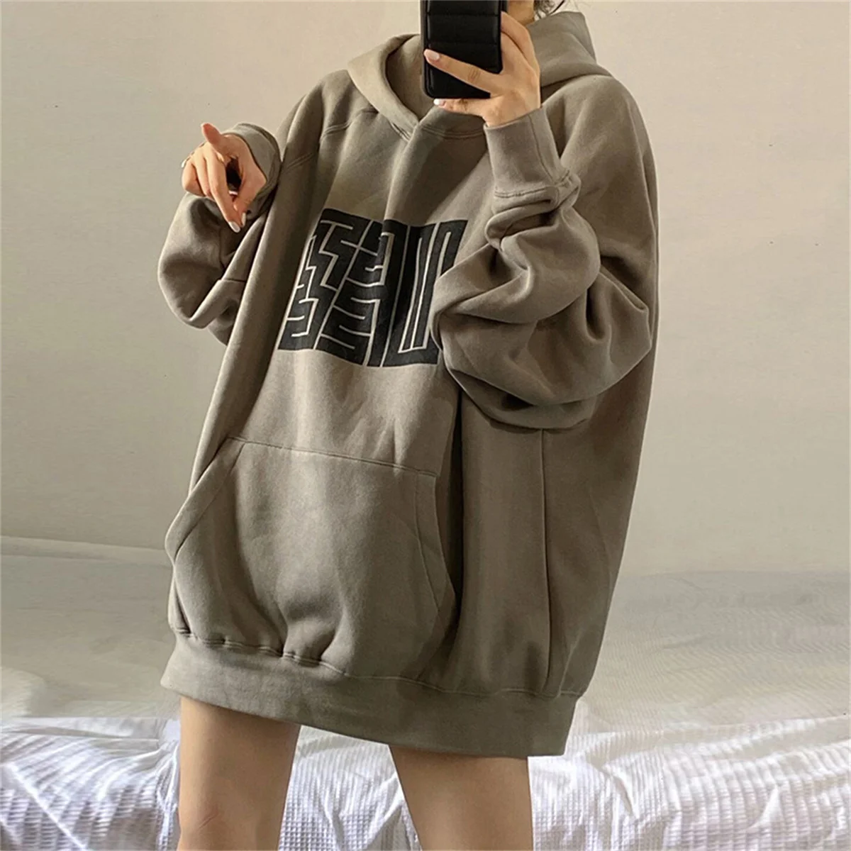 

Gray Japan Cartoon Hip Hop Hoodie Sweatshirt Oversized Women Spring Autumn Funny Punk Hoodies Tops Females Clothes Hoodie Girl