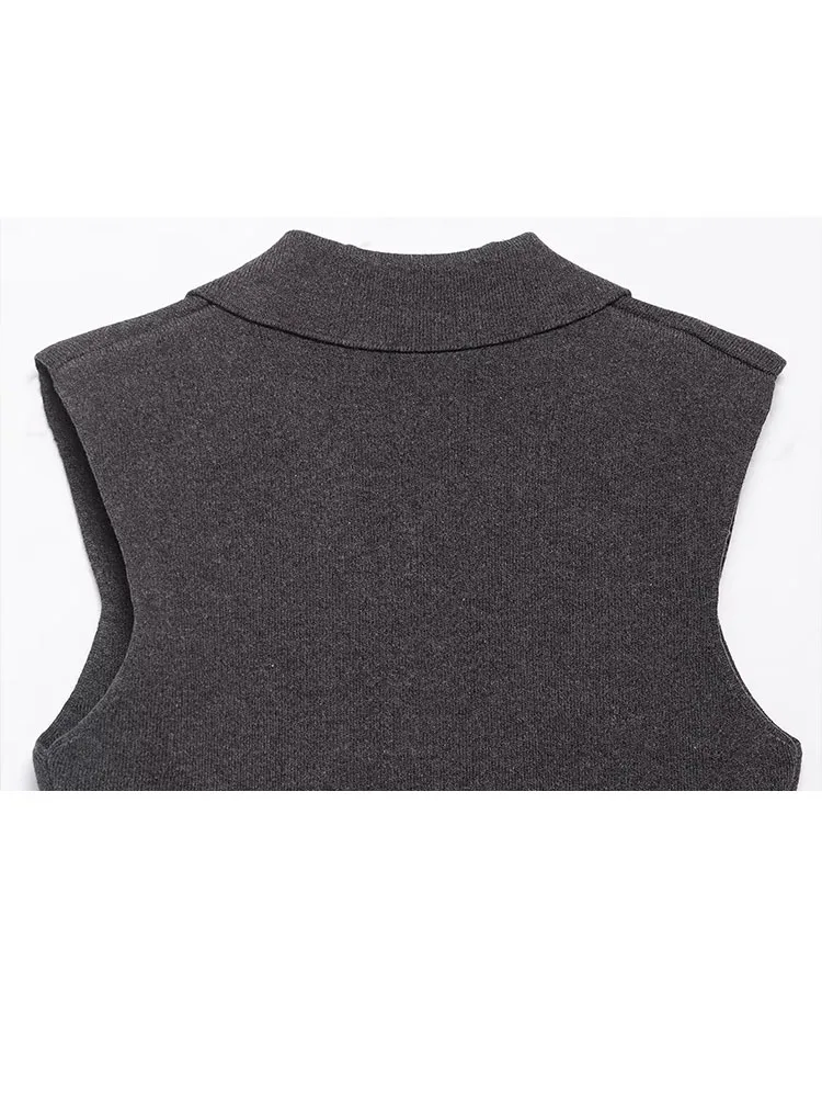 

HH Women's 2025 New Fashion Lapel Sleeveless Slim Knitted Vest Female High Street Casual Versatile Single-Breasted Sweater Vest