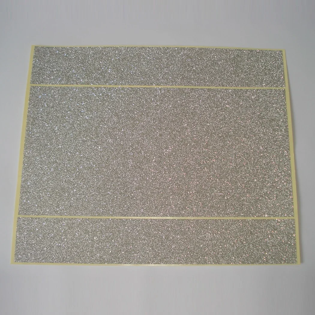 ملصق حامي من الفينيل اللامع باللون الفضي اللامع لهاتف Sony PS3 Super Slim 4000 و2 ملصقات جلود وحدة التحكم