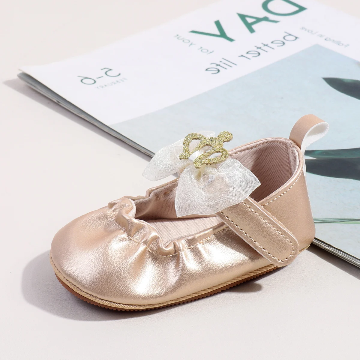 

Hot Selling Spring And Autumn Baby Girls First Walking Indoor Outdoor Princess Shoes With Cute Design For 0-18M Soft TPR Sole