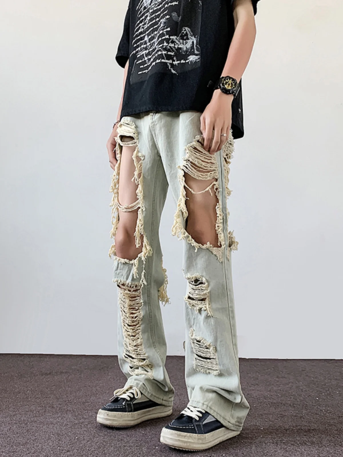 

Летние тонкие джинсы с рваными элементами, свободного кроя, прямые, мужские, винтажные, в американском стиле, модные, брендовые, крутые, для уличной моды, повседневные.