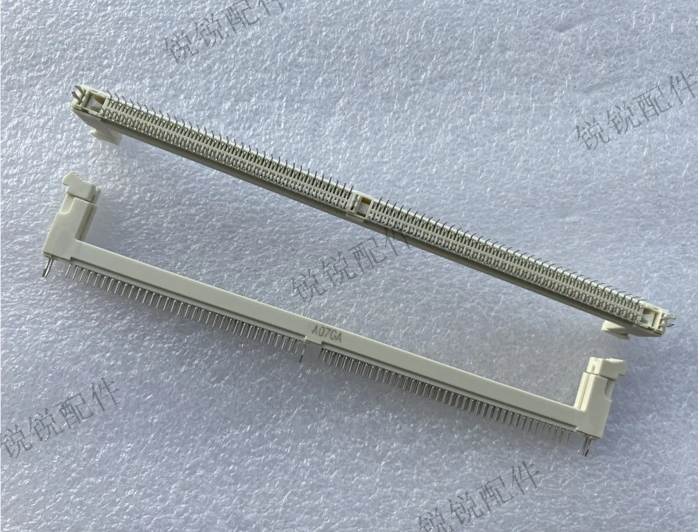 For Foxconn AH08833-A9V1G-4F Vertical DDR4 Memory Slot 1.2V White 288pin
