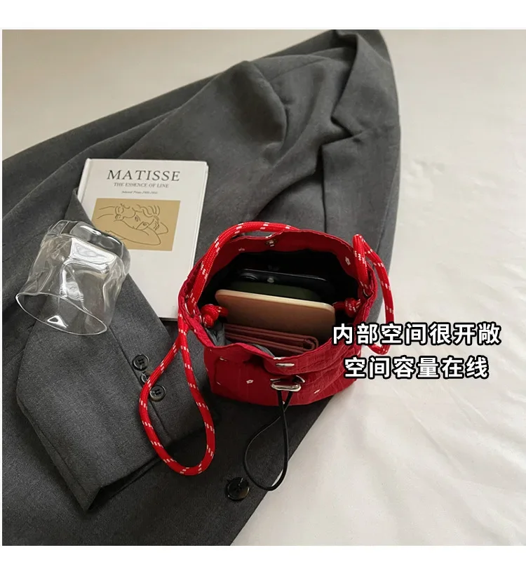 Kreative Falten-Tasche Neue Mode Trendige Umhängetasche Vielseitige Einzel-Schulter-Handytasche Aufbewahrung und Dekoration – Detail 7