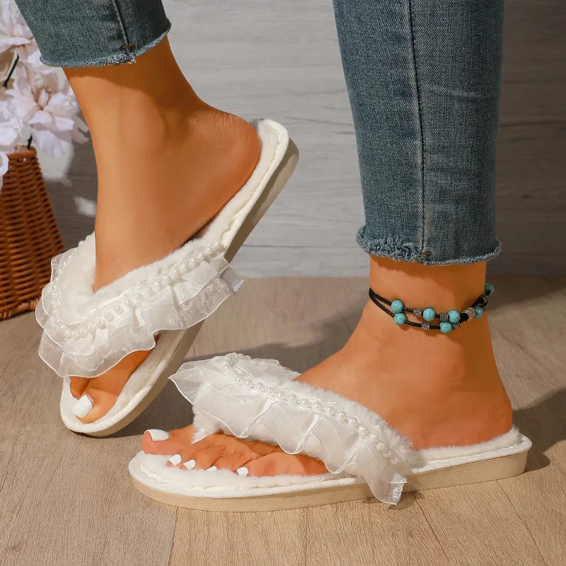 Women White Fuzzy Plush Slide Slippers Lace Ruffle Pearl Decor Open Toe 1.5CM Low Wedge Heel Indoor Home Sandals