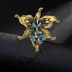 SKEDS Middle Style Vintage Reika Jelly Rhinestone Brooches Badges For Women Men Classic Flower High-end Accessories Jewelry
