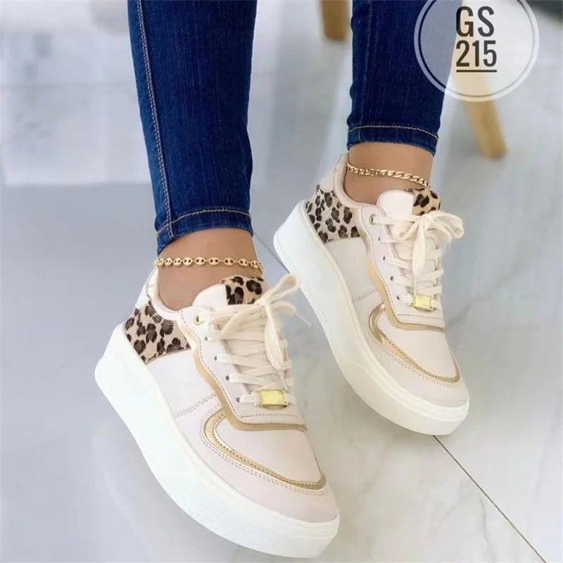 Oversized Thick Sole Fashion Sports Shoes 2023 New Style Splice Lace up European/American Flat Bottom Lace up Single Shoe Women