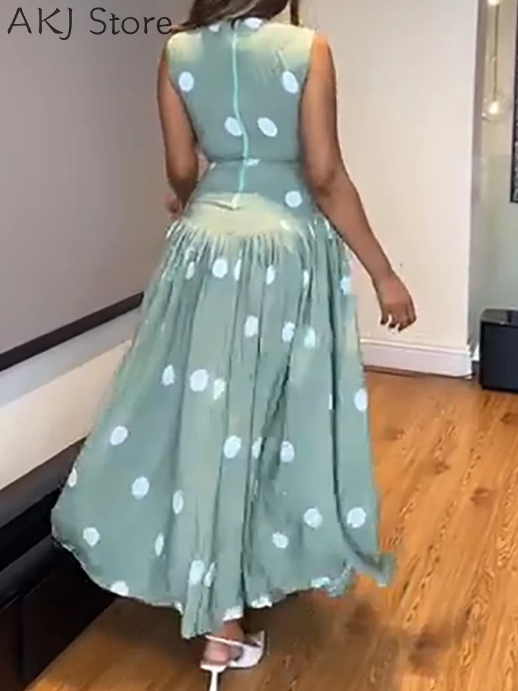 

Polka Dot V Neck Sleeveless Maxi Dress