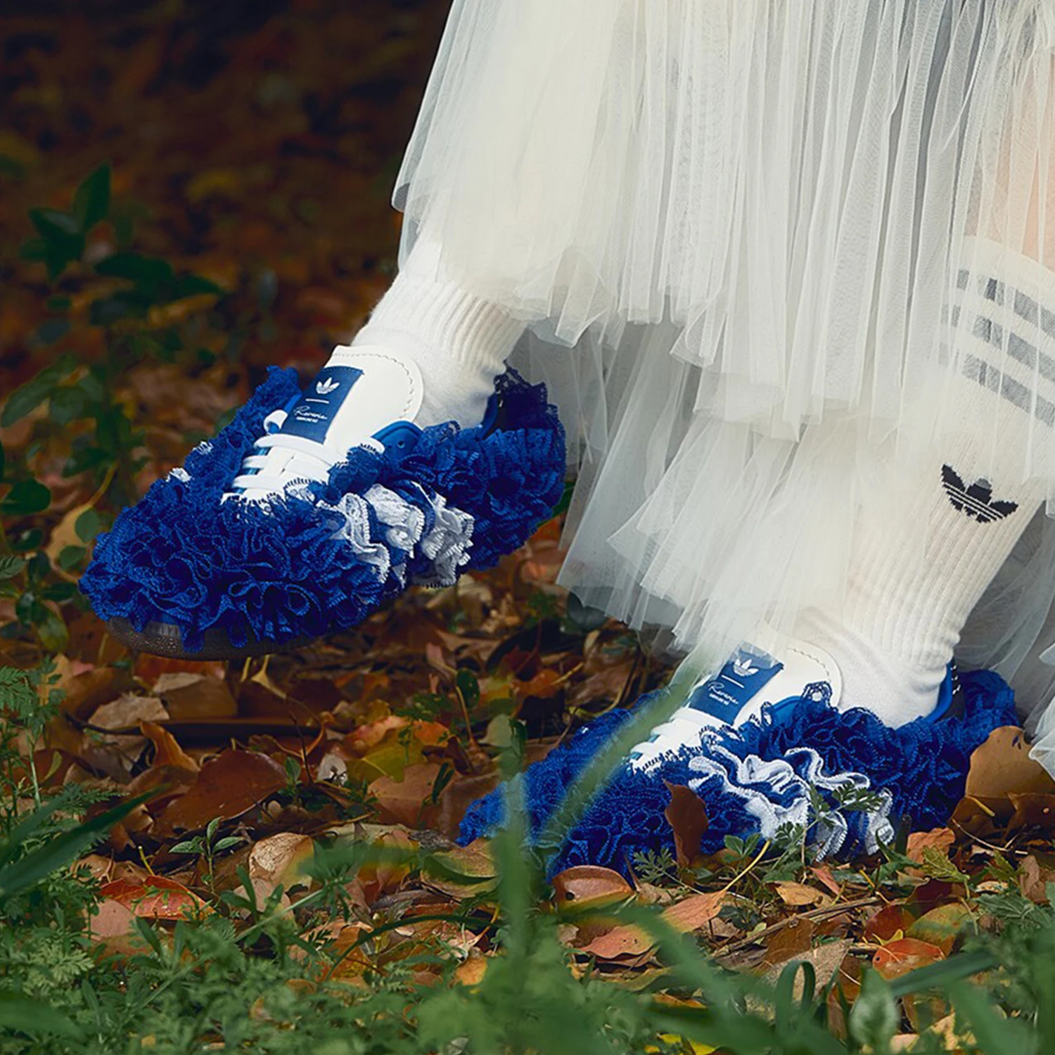 

adidas Originals Оригинальная женская нескользящая повседневная обувь JS2777