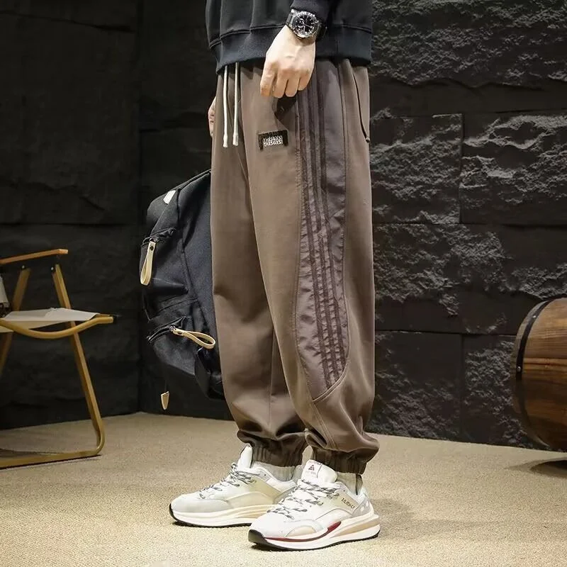 

Casual Jogger Pants With Stripe Design And Elastic Cuff For Men